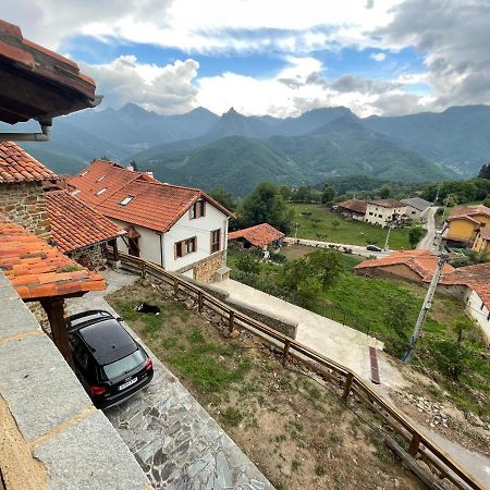 La Indefinida Villa Toranzo Luaran gambar