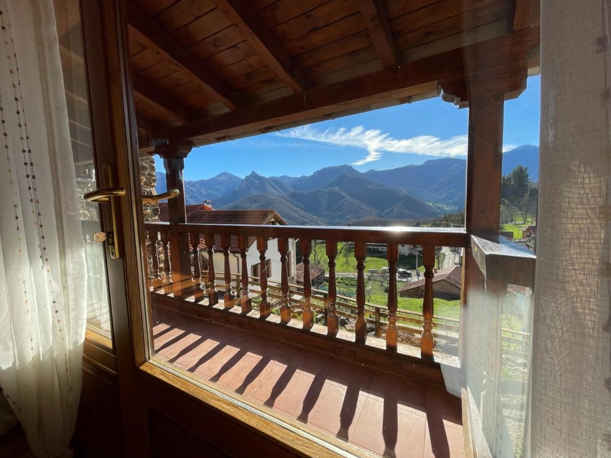 La Indefinida Villa Toranzo Luaran gambar